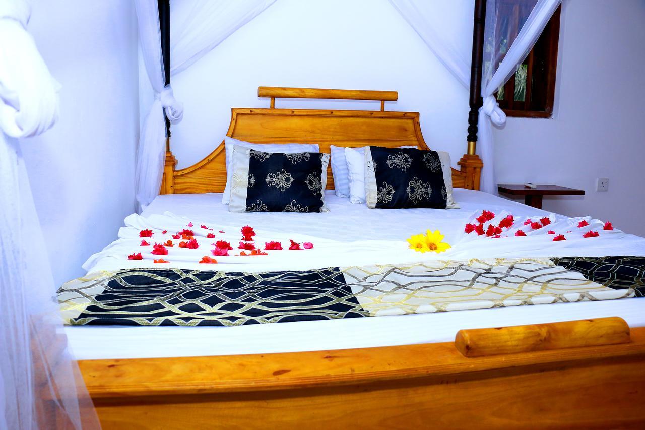 Turtle Watch Cabana Tangalle Exterior photo