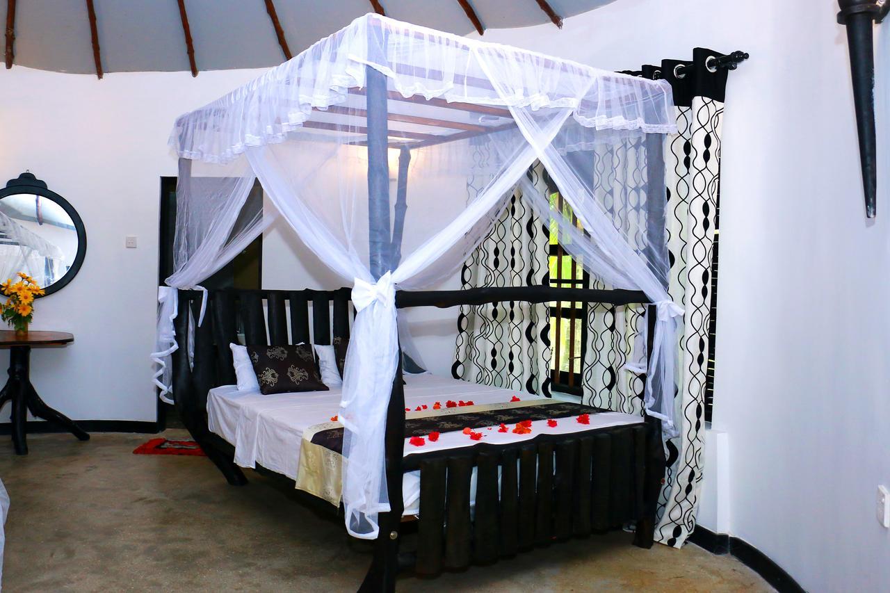 Turtle Watch Cabana Tangalle Exterior photo